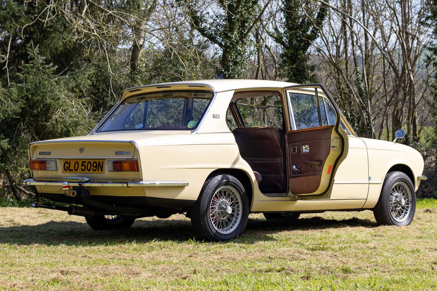 Triumph 1500 Rear Lot 67 - 1975 Triumph 1500 TC