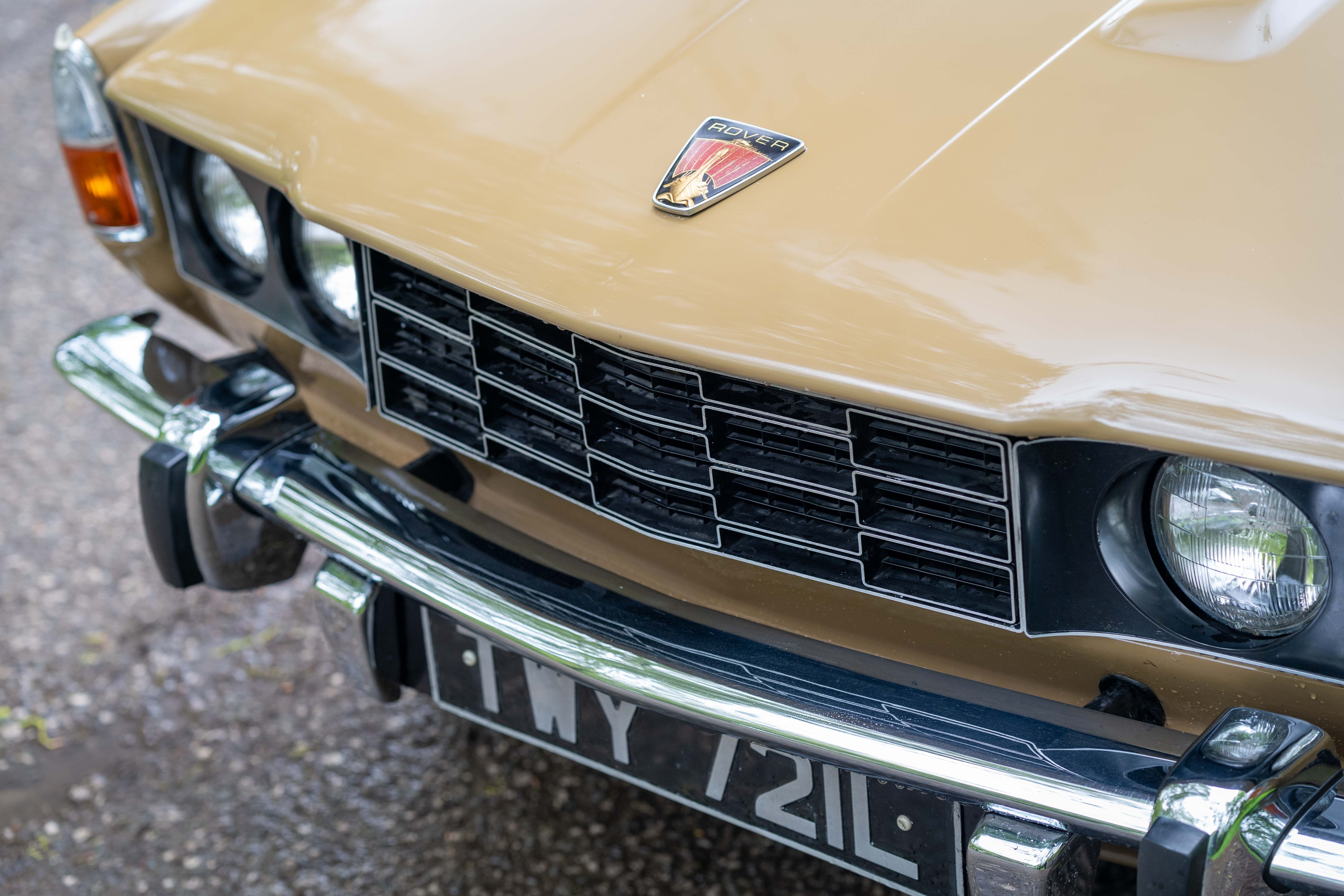 Lot 64 - 1972 Rover 2000