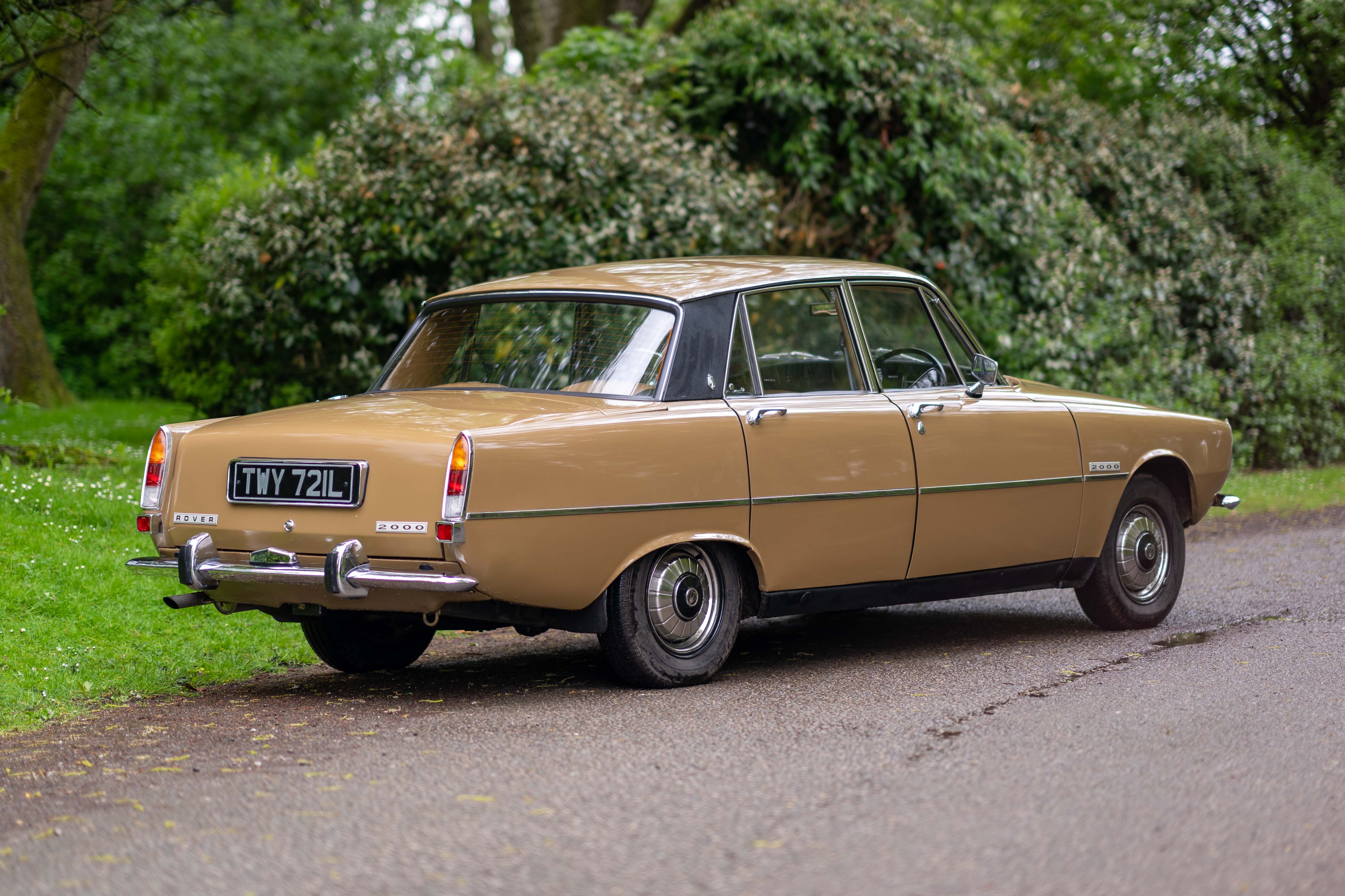 Lot 64 - 1972 Rover 2000