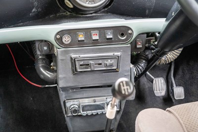 Lot 49 - 1984 Mini 95 Van