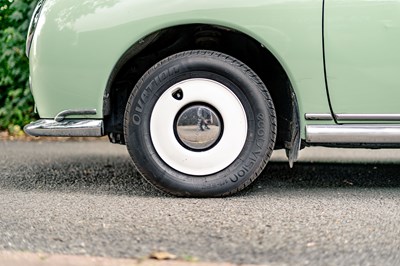 Lot 107 - 1991 Nissan Figaro