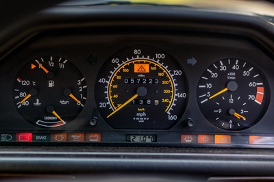 Lot 97 - 1990 Mercedes-Benz 300 E 4matic