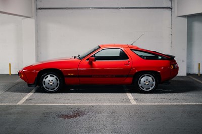 Lot 114 - 1986 Porsche 928 S2