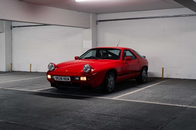 Lot 114 - 1986 Porsche 928 S2