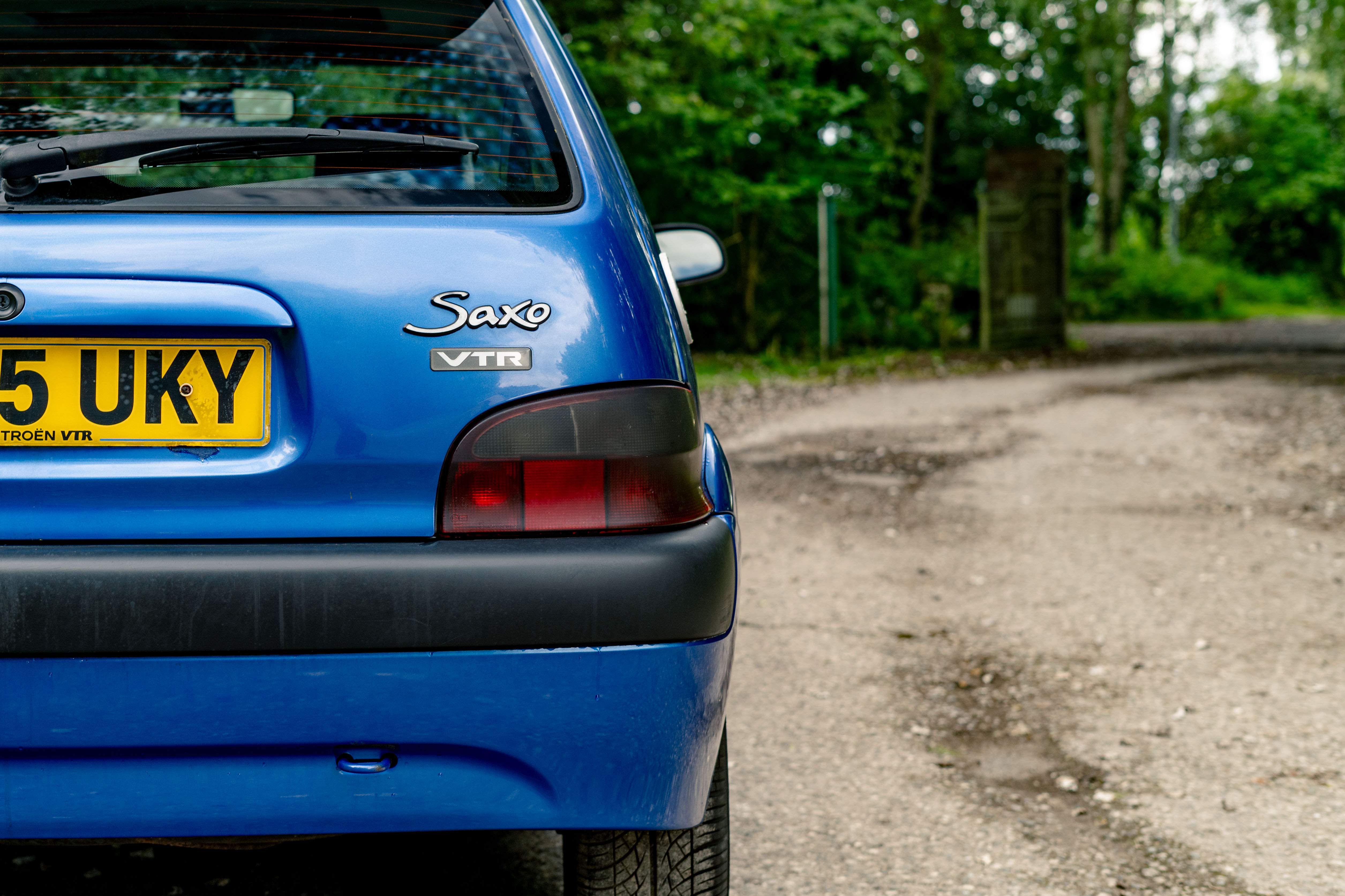 1998 Citroën Saxo 1.6 VTR in Posiden Blue Metallic 