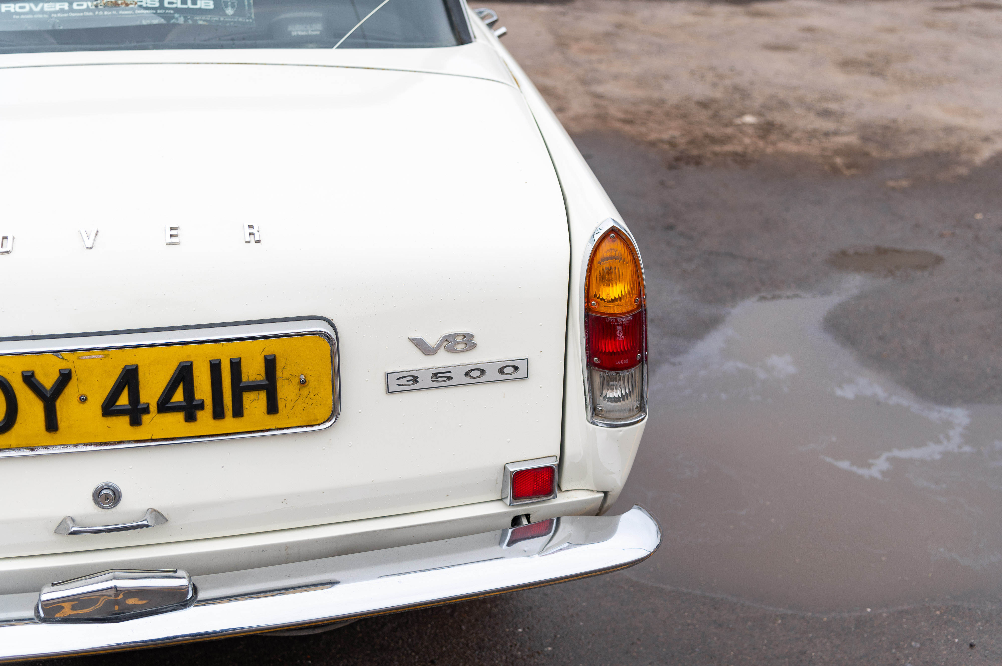 Lot 19 - 1969 Rover P6 3500
