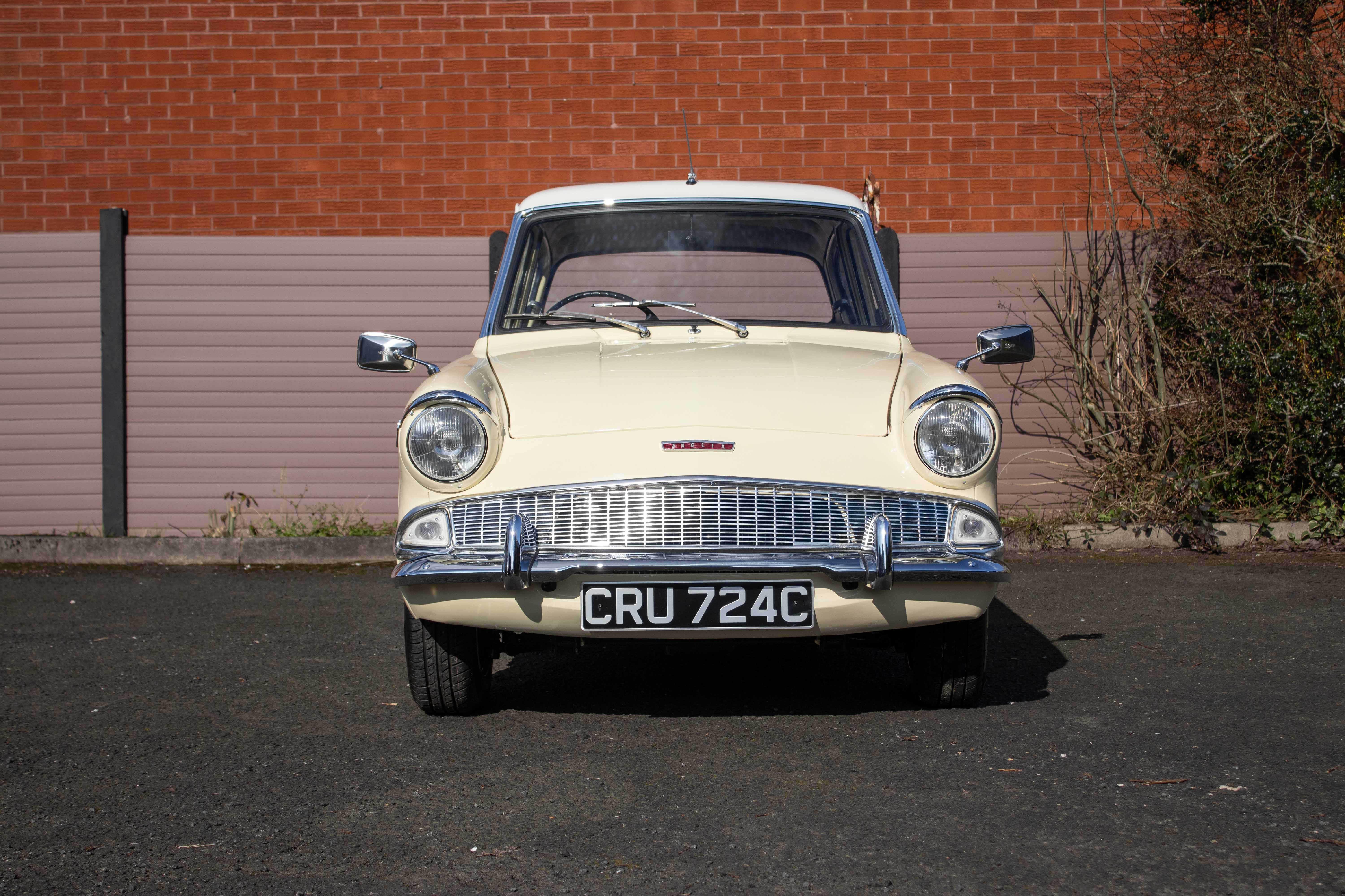 Lot 53 1965 Ford Anglia 105E lot-53-1965-ford-anglia-105e