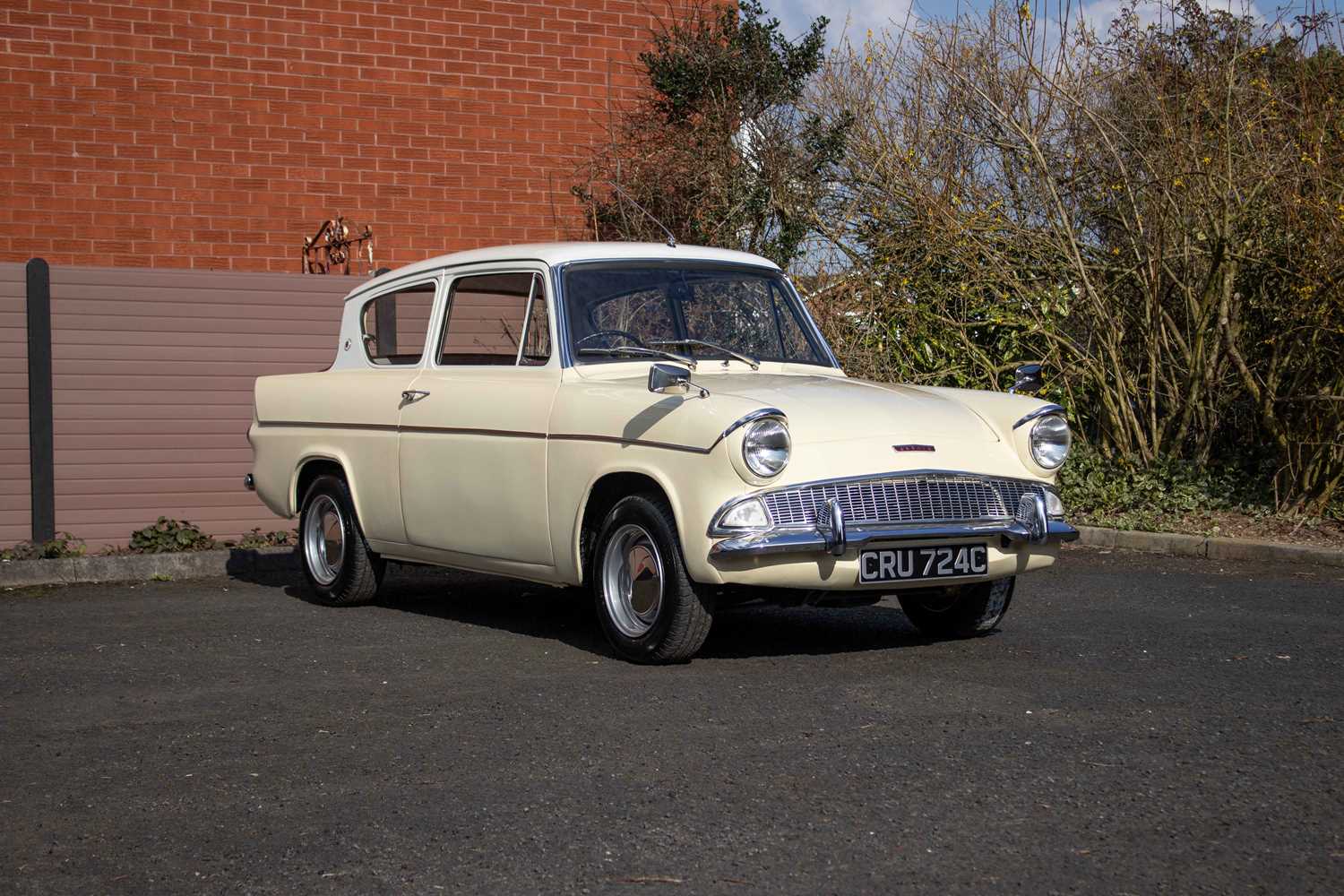 Lot 53 - 1965 Ford Anglia 105E