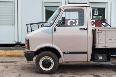 Lot 114 - 1984 Bedford CF Dropside