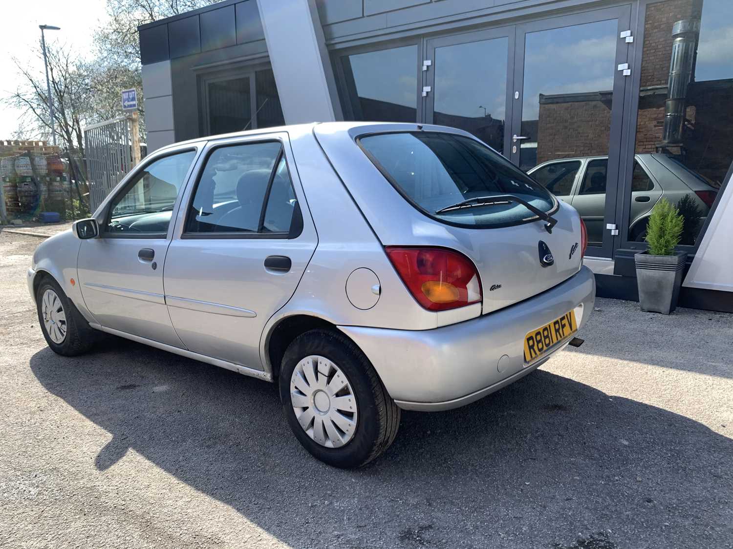 Lot 66 1998 Ford Fiesta Ghia lot-66-1998-ford-fiesta-ghia