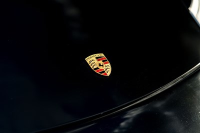 Lot 104 - 2000 Porsche 911 Carrera 4