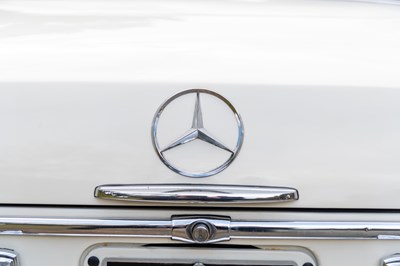 Lot 15 - 1962 Mercedes 220 SEB