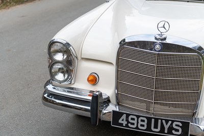 Lot 15 - 1962 Mercedes 220 SEB