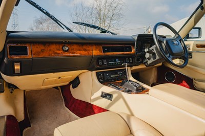 Lot 73 - 1990 Jaguar V12 Sport Coupe