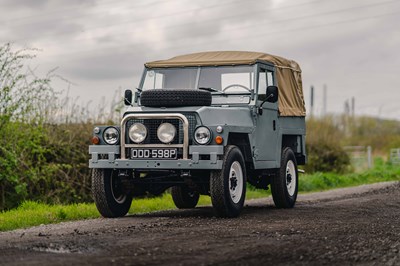 Lot 55 - 1976 Land Rover Lightweight Series III