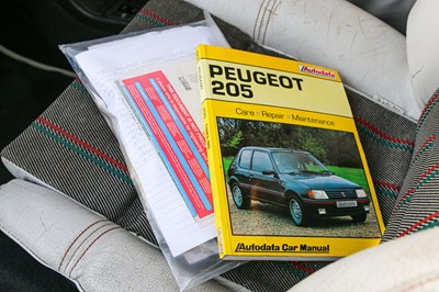 Lot 4 - 1990 Peugeot 205 Roland Garros