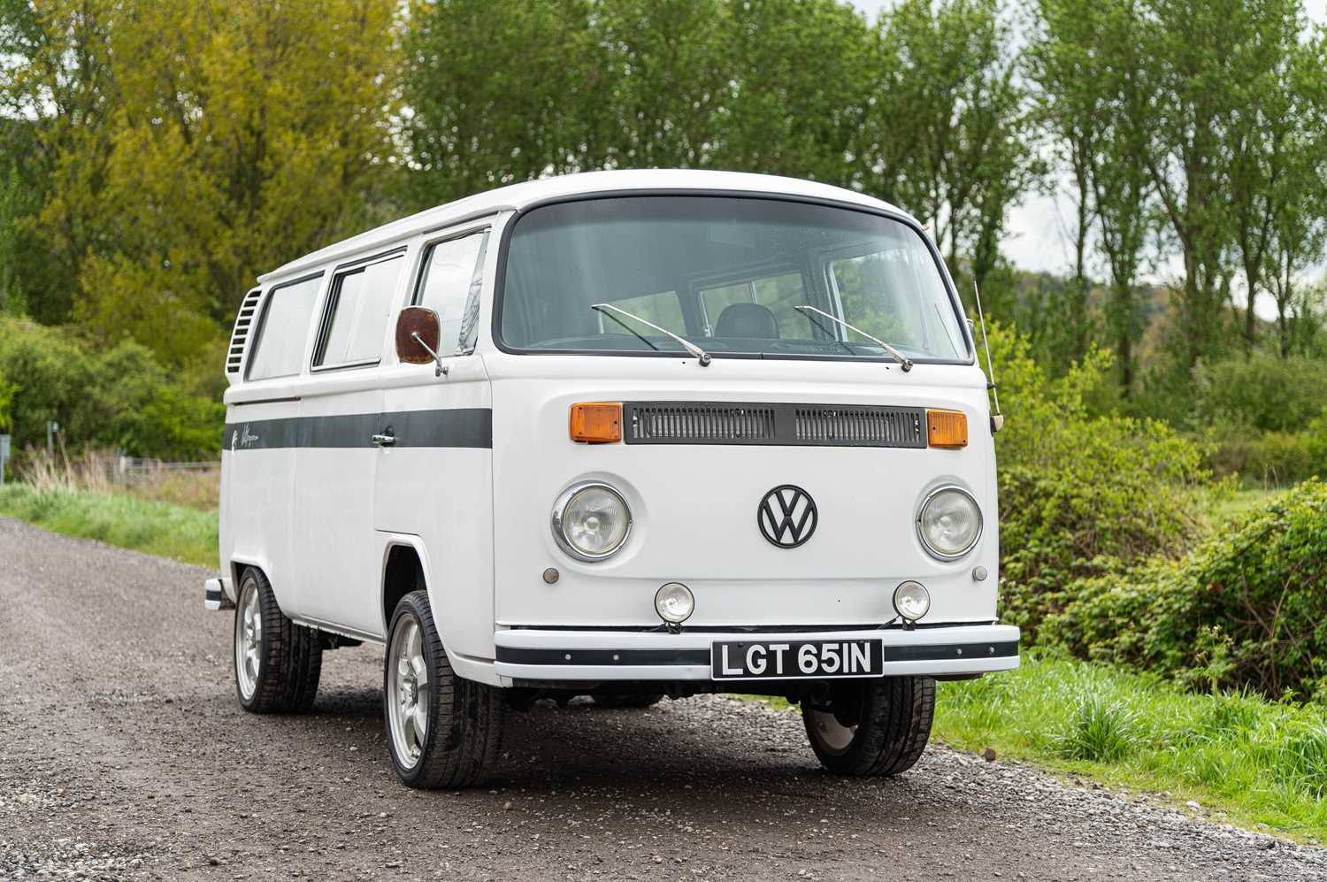 Lot 86 - 1975 VW T2 Transporter