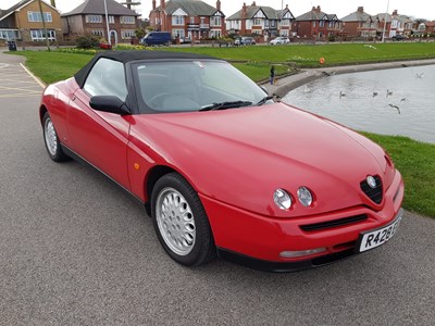 Lot 17 - 1997 Alfa Romeo Spider 2.0 T-Spark