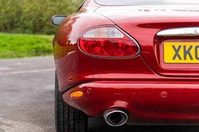 Lot 17 - 2002 Jaguar XK8