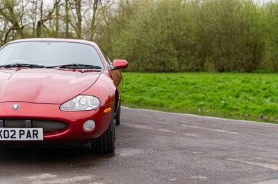 Lot 17 - 2002 Jaguar XK8