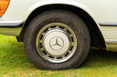 Lot 61 - 1974 Mercedes 350SL