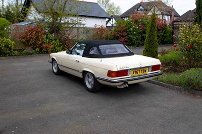 Lot 62 - 1983 Mercedes 380SL