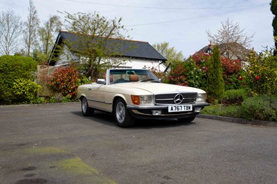 Lot 62 - 1983 Mercedes 380SL