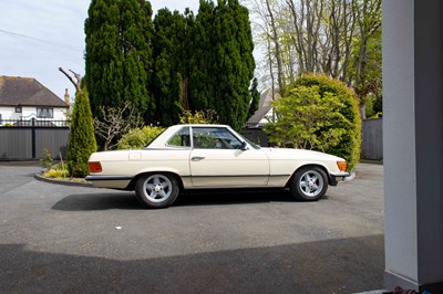 Lot 62 - 1983 Mercedes 380SL