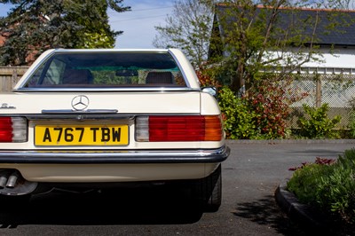 Lot 62 - 1983 Mercedes 380SL