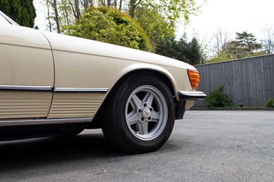 Lot 62 - 1983 Mercedes 380SL