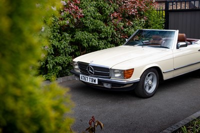 Lot 62 - 1983 Mercedes 380SL