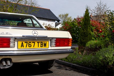 Lot 62 - 1983 Mercedes 380SL