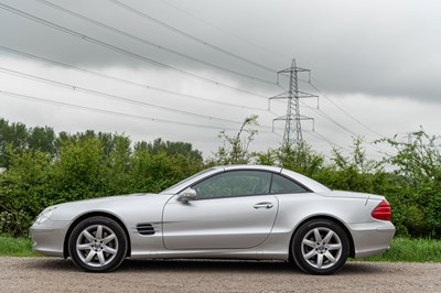 Lot 63 - 2003 Mercedes SL500