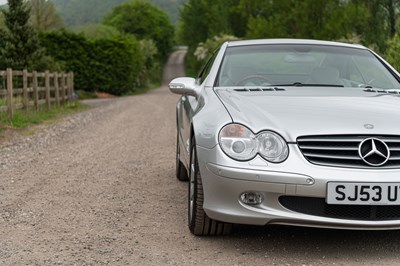 Lot 63 - 2003 Mercedes SL500