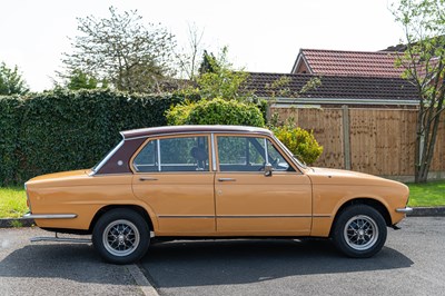 Lot 12 - 1971 Triumph 1500