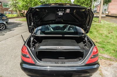 Lot 44 - 2009 Mercedes SLK 280