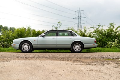 Lot 16 - 1998 Jaguar XJ8