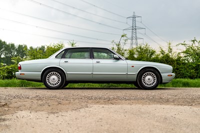 Lot 16 - 1998 Jaguar XJ8