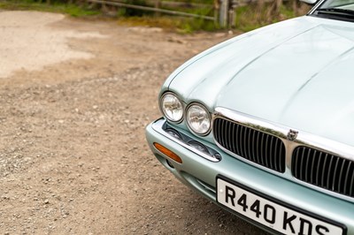 Lot 16 - 1998 Jaguar XJ8