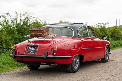 Lot 15 - 1967 Daimler 420