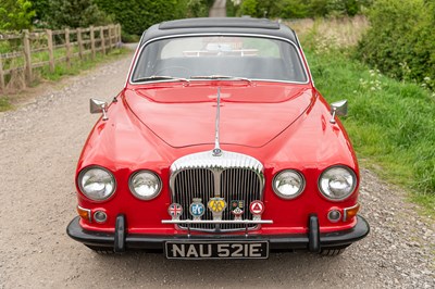 Lot 15 - 1967 Daimler 420