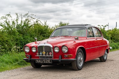 Lot 15 - 1967 Daimler 420