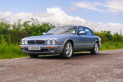 Lot 43 - 2002 Jaguar XJ8 Sport