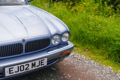 Lot 43 - 2002 Jaguar XJ8 Sport