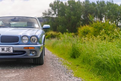 Lot 43 - 2002 Jaguar XJ8 Sport