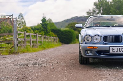 Lot 43 - 2002 Jaguar XJ8 Sport