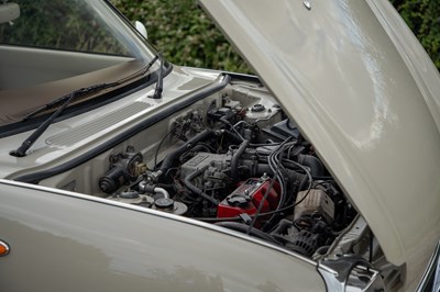 Lot 91 - 1991 Nissan Figaro