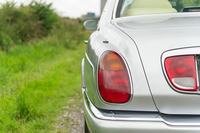 Lot 37 - 1999 Rolls-Royce Silver Seraph