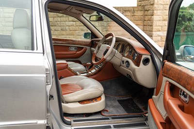 Lot 40 - 1997 Bentley Arnage