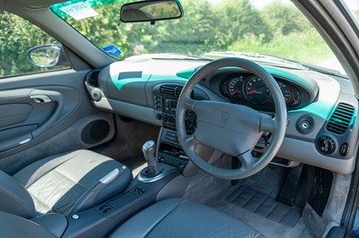 Lot 64 - 1998 Porsche 911 Carrera